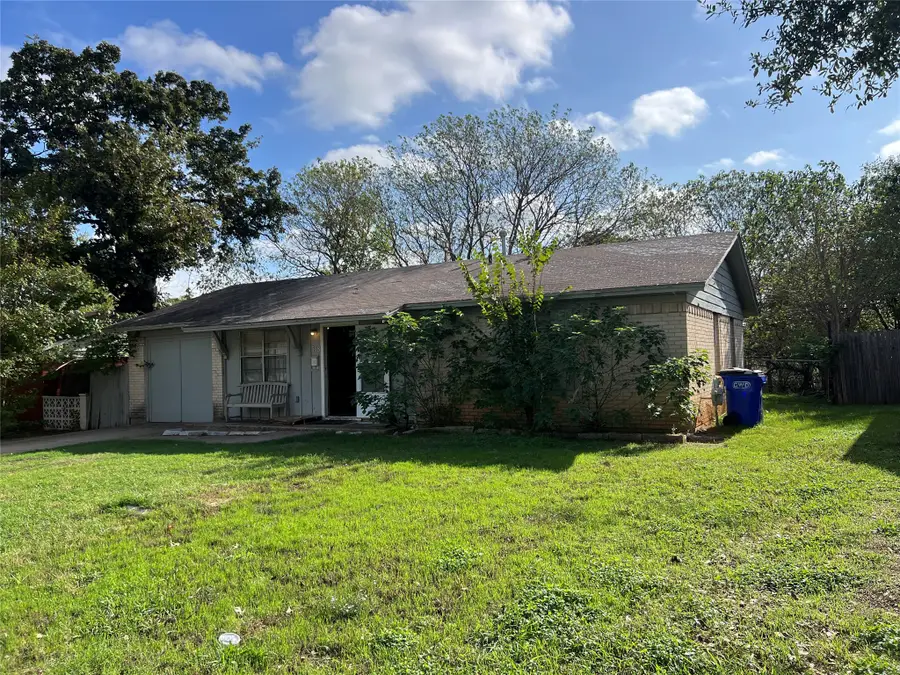 518 Stonewall Drive, Euless, TX 76039 - #2