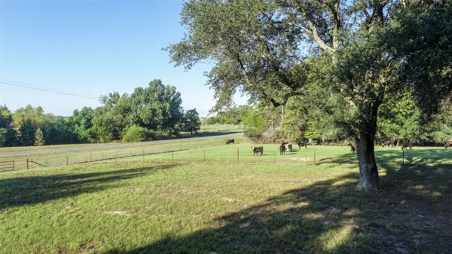 2529 W Highway 11, Pittsburg, TX 75686 - #2