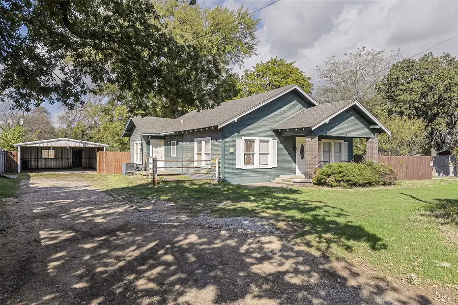 2424 Handley Drive, Fort Worth, TX 76112 - #2