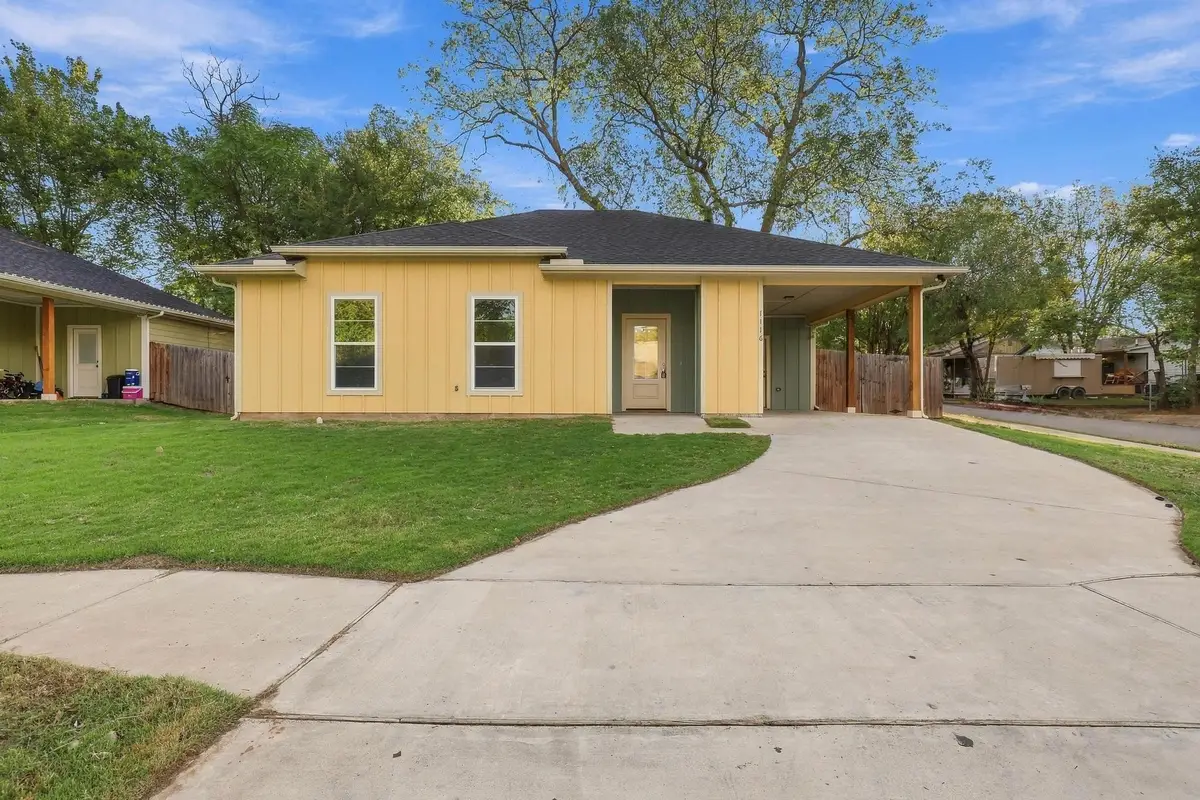1116 S 6th Avenue, Denison, TX 75021 - #1
