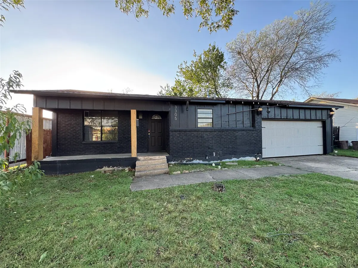 3305 Swan Street, Haltom City, TX 76117 - #1
