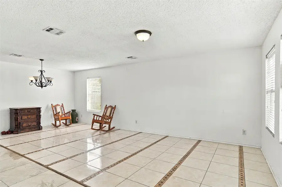 513 Keble Drive, Fort Worth, TX 76036 - #2