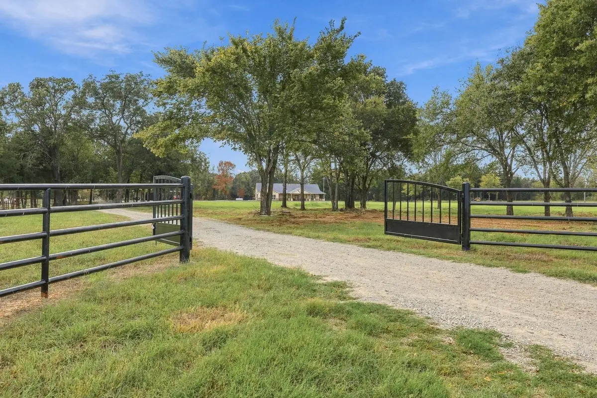 916 Cleve Cole Road, Denison, TX 75021 - #1