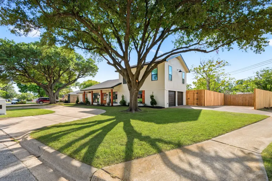 2033 Mountainview Drive, Hurst, TX 76054 - #2