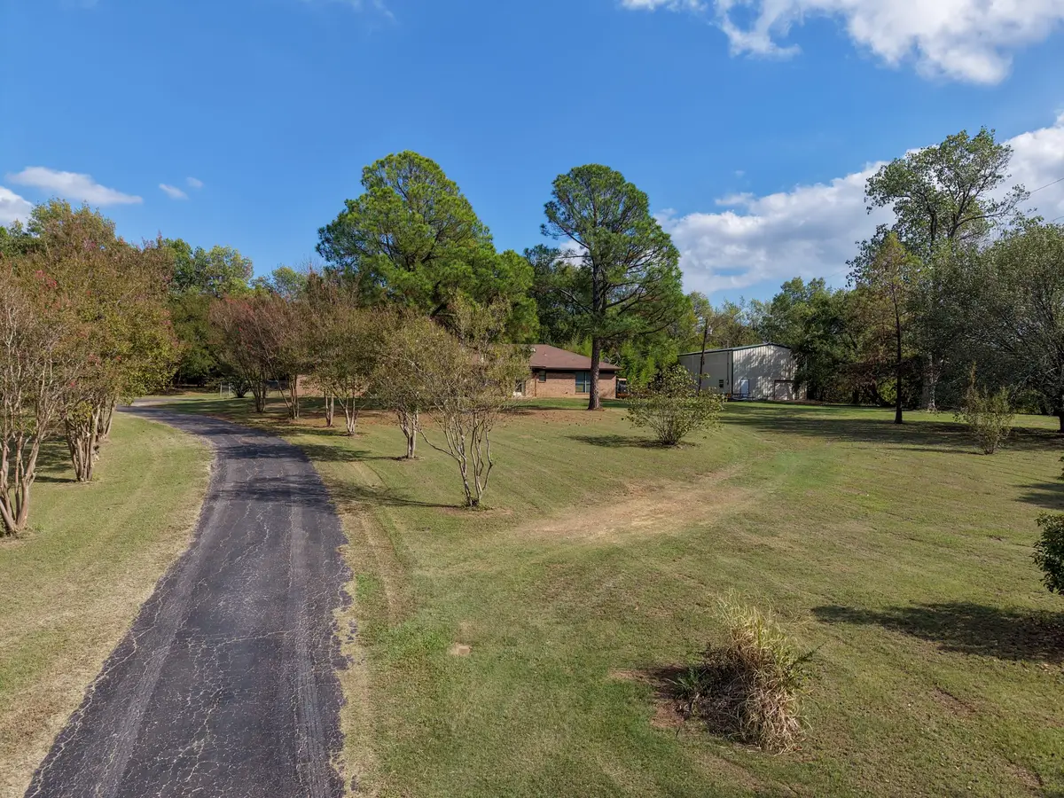 82 Shawnee Circle, Denison, TX 75020 - #1