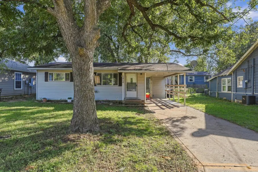 1014 W Florence Street, Denison, TX 75020 - #2