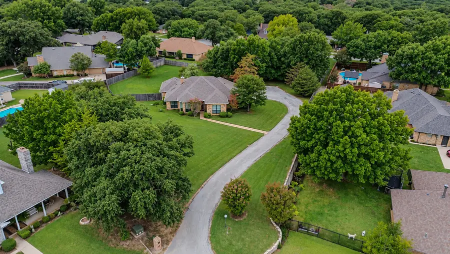 104 Lakeridge Court, Weatherford, TX 76087 - #2