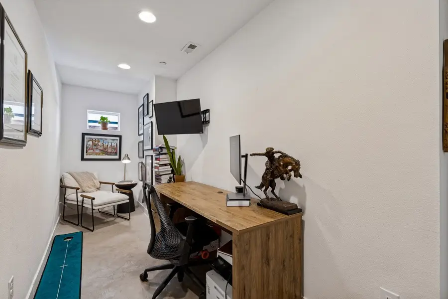 2107 Bennett Avenue #20, Dallas, TX 75206 - #3