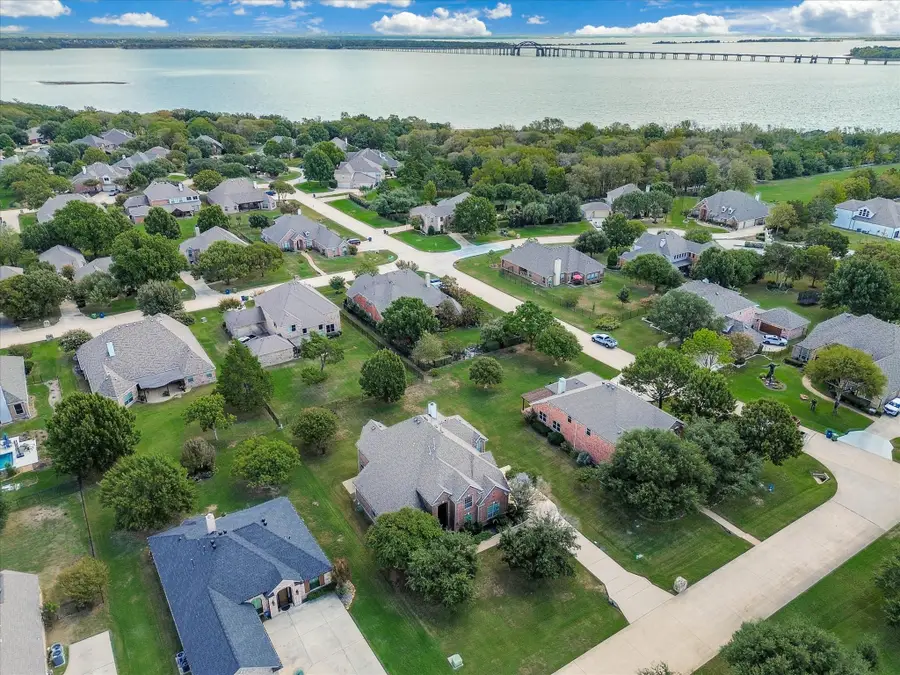 1131 Durango Circle, Shady Shores, TX 76208 - #3