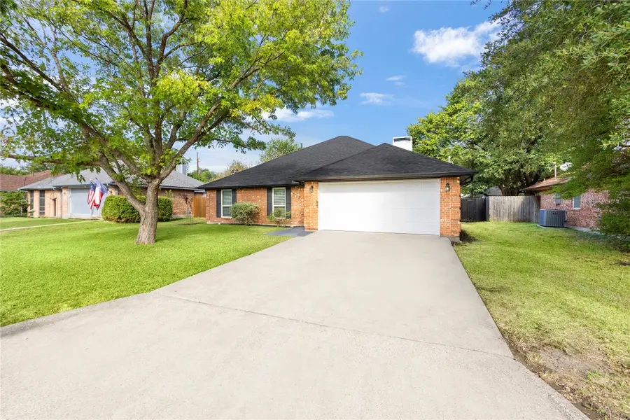113 Morene Avenue, Waxahachie, TX 75165 - #2