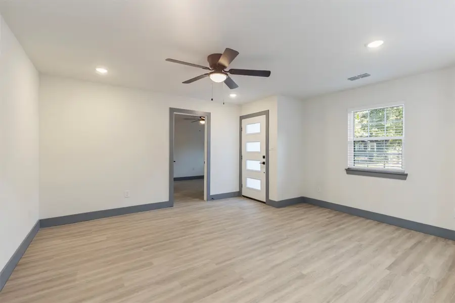 1615 Presidio Avenue, Dallas, TX 75216 - #3