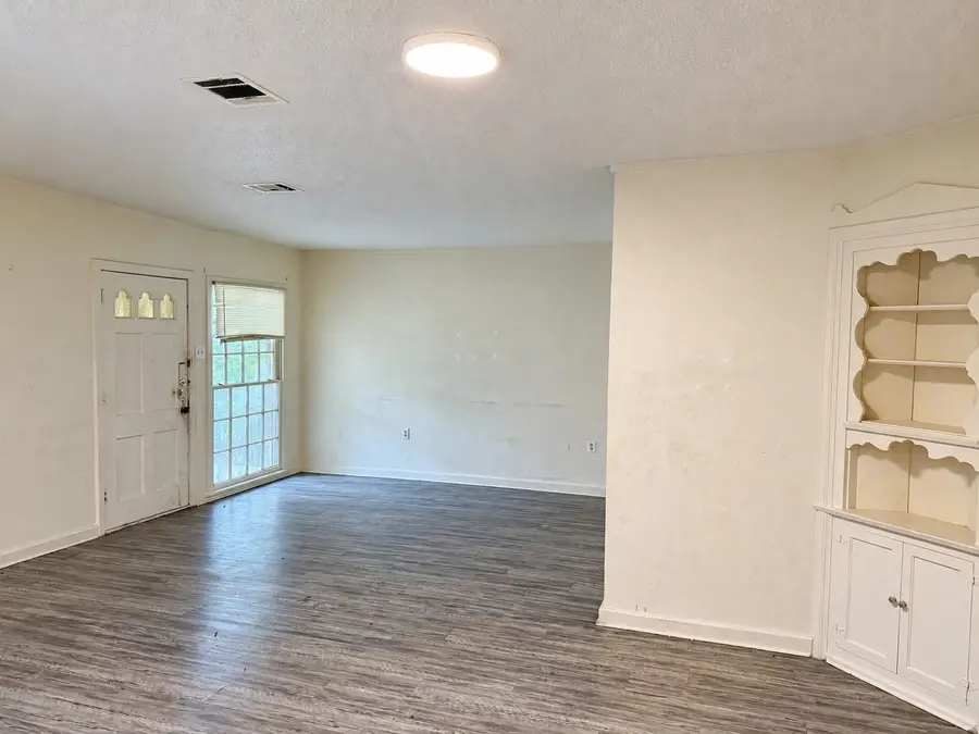 2729 Pine Avenue, Waco, TX 76708 - #3