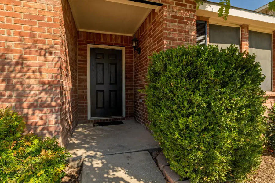 1617 Sierra Meadow Lane, Justin Roanoke, TX 76247 - #2