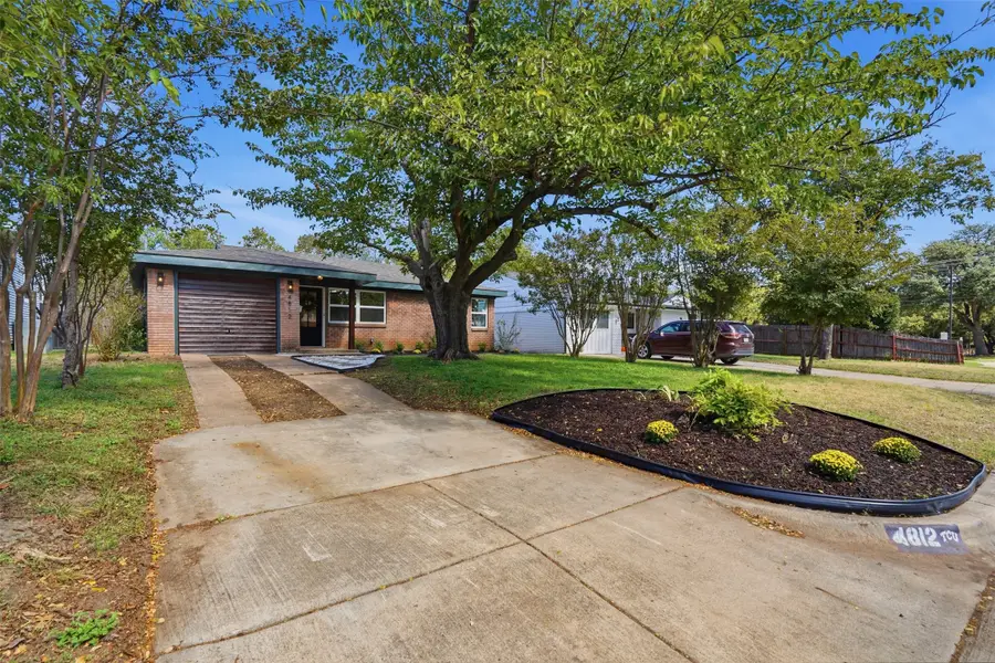 4812 Curzon Avenue, Fort Worth, TX 76107 - #2