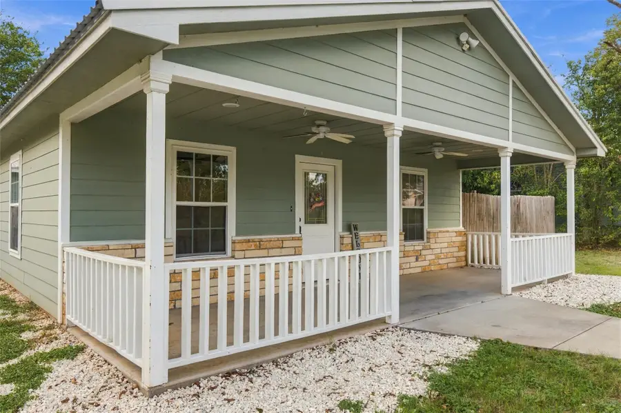 900 Bosque, Meridian, TX 76665 - #2