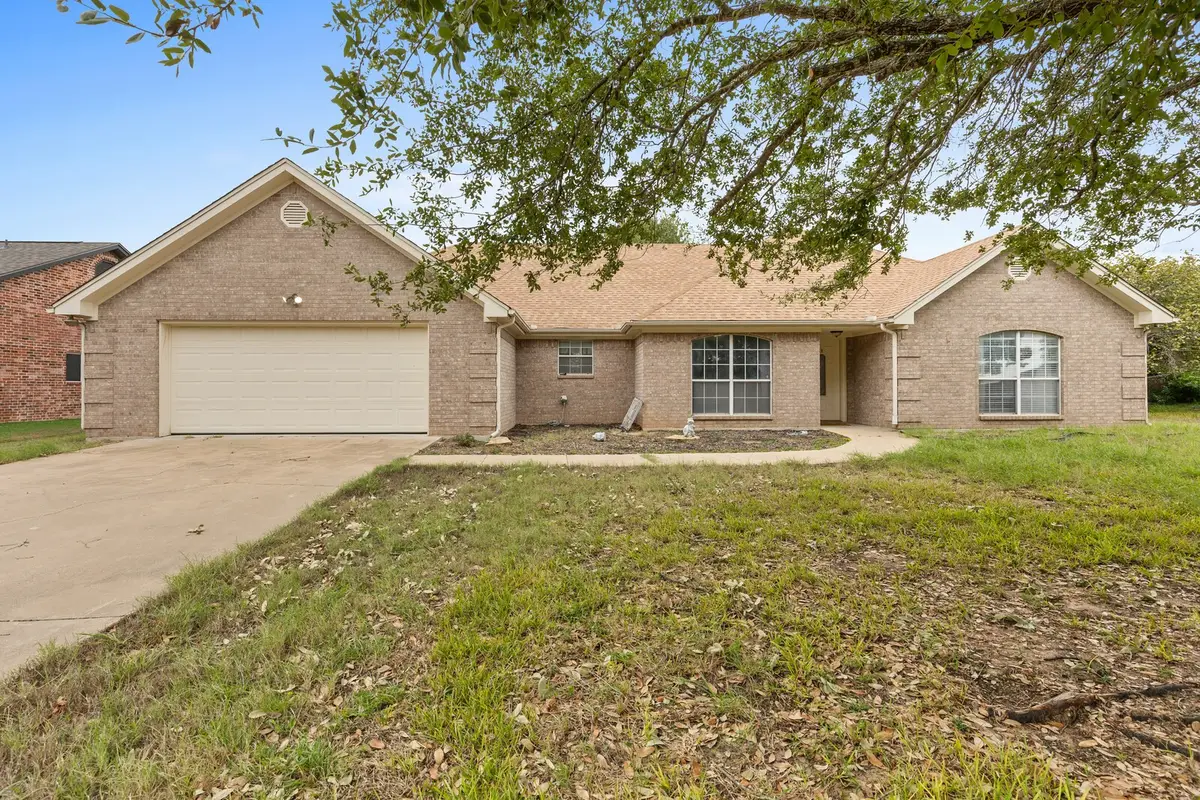 210 River Place W, Gatesville, TX 76528 - #1