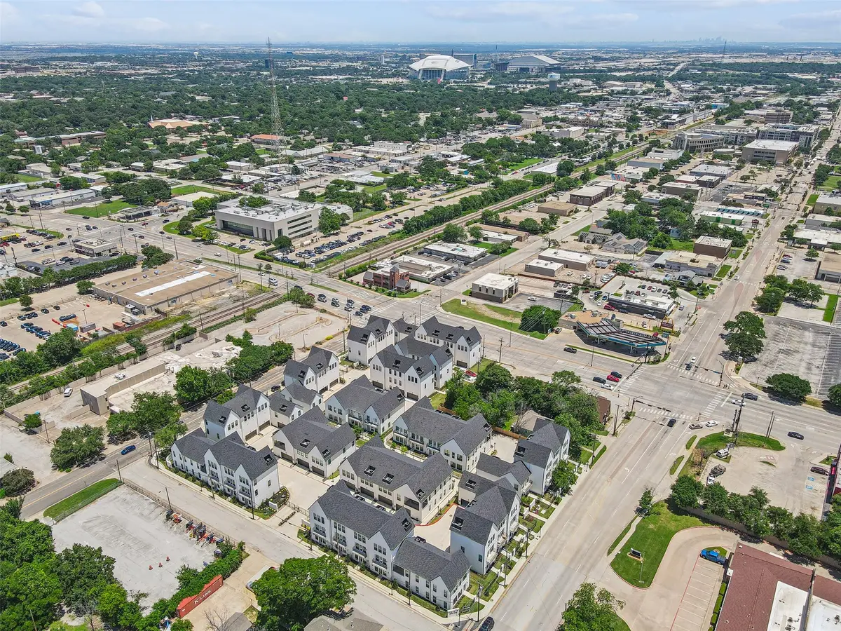128 Garden Court E, Arlington, TX 76013 - #1
