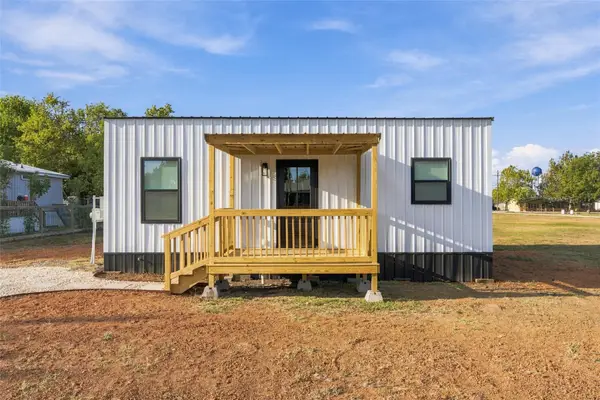 311 S Judge Hailey Drive, Lott, TX 76656
