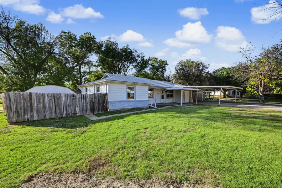 5205 Roxie Street, Haltom City, TX 76117 - #3