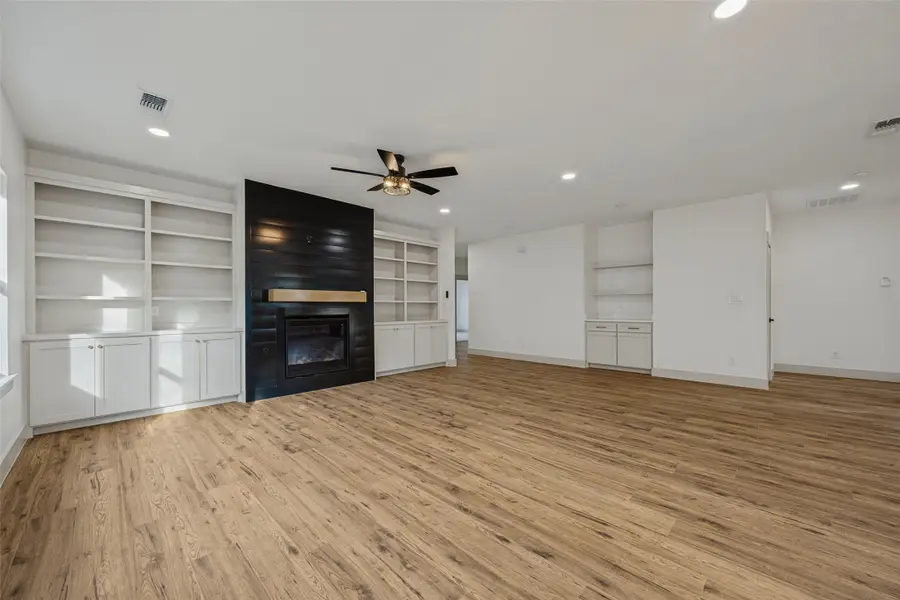 1328 Franklin Avenue, Bonham, TX 75418 - #2