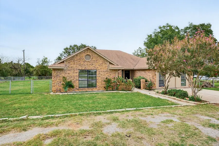 2209 Strader Road, Justin, TX 76247 - #2