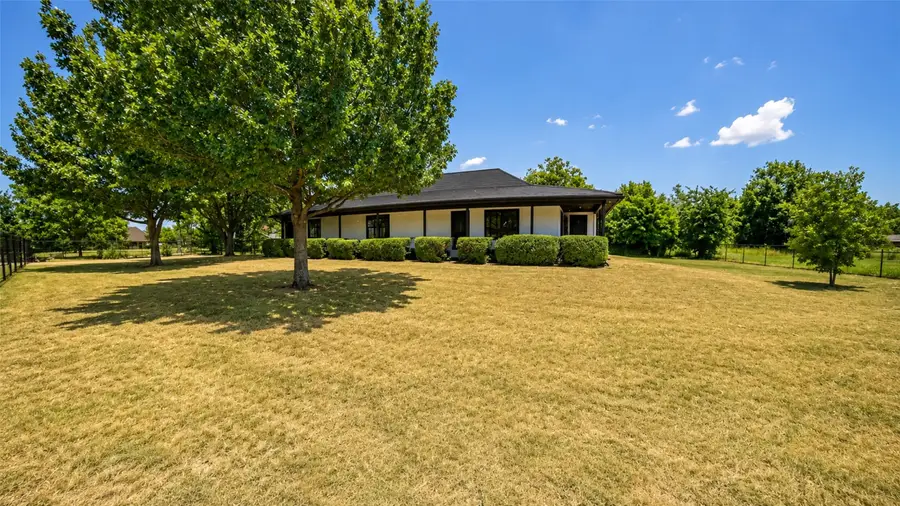 2913 County Road 920, Crowley, TX 76036 - #2