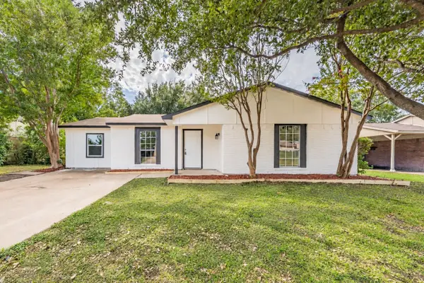 2310 Idlewood Drive, Arlington, TX 76014