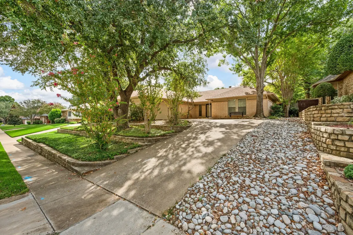 1700 Saxon Drive, Bedford, TX 76021 - #1