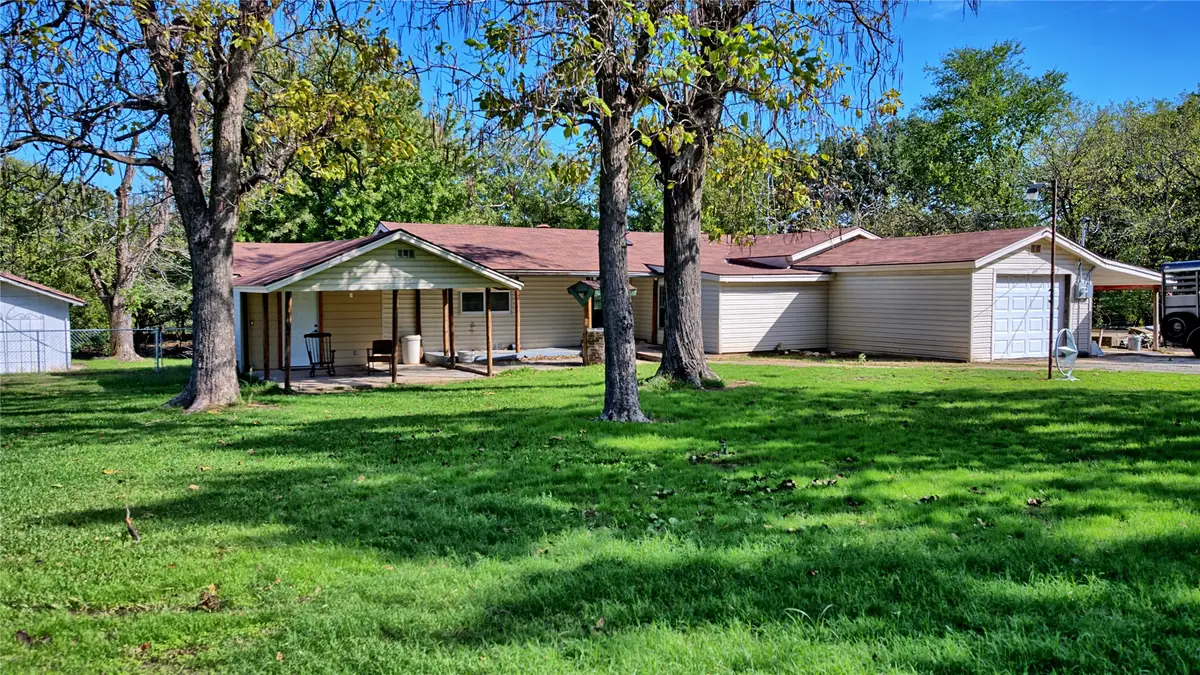 415 S Union Street, Montague, TX 76251 - #1