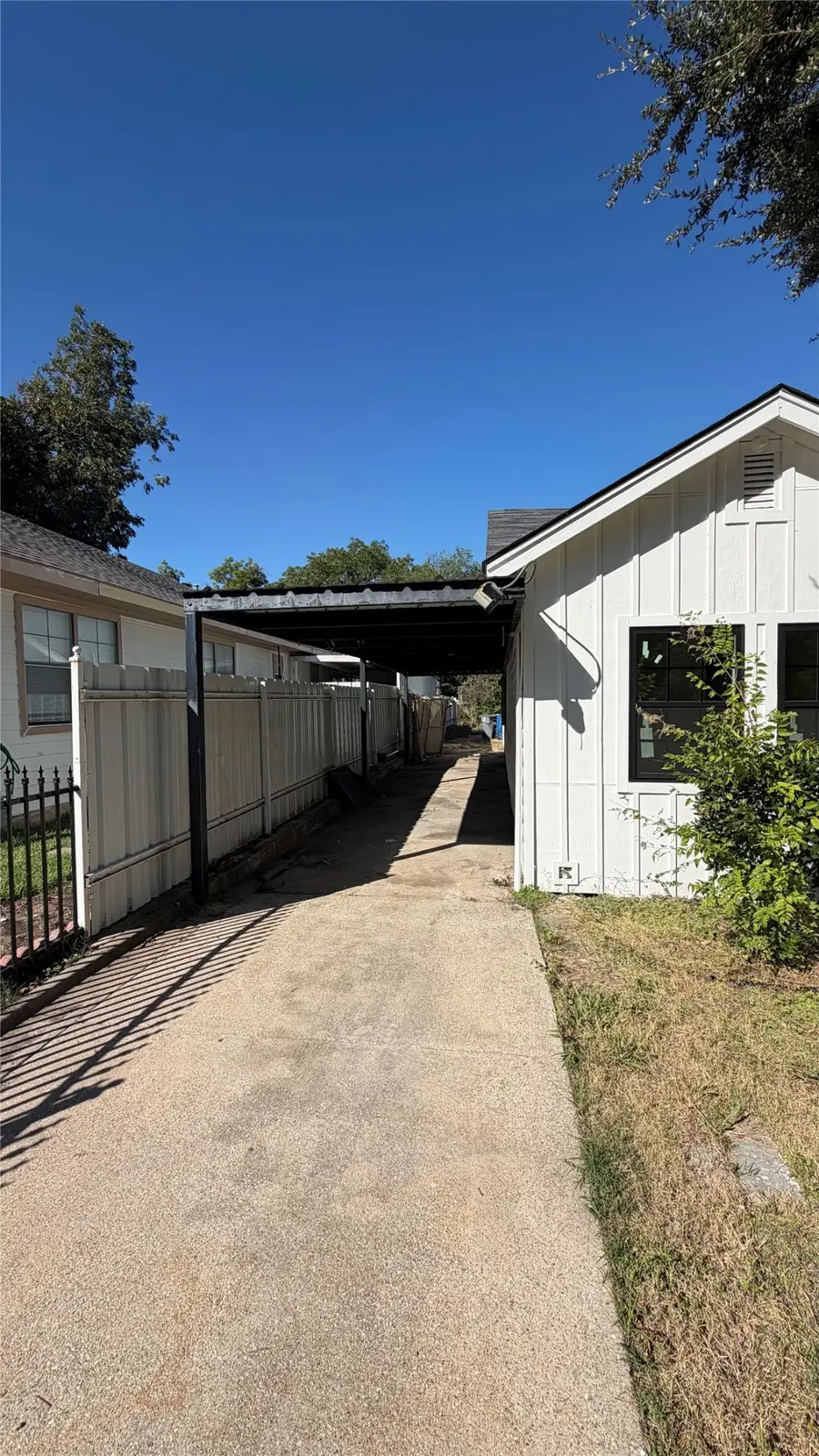 1121 S Brighton Avenue, Dallas, TX 75208 - #3