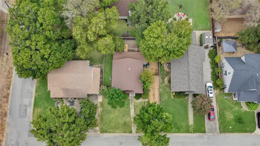 914 W Sunset Street, Grapevine, TX 76051 - #2