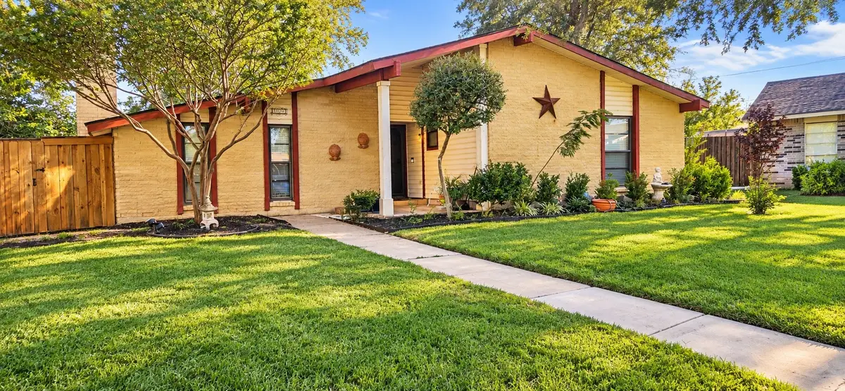 709 Echo Drive, Grand Prairie, TX 75052 - #1