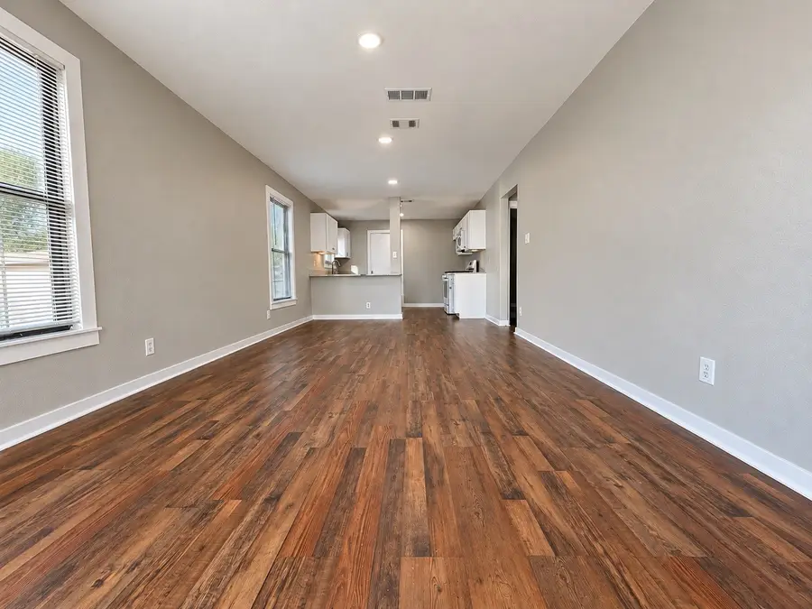 5140 Dimple Jackson Street, Dallas, TX 75210 - #3