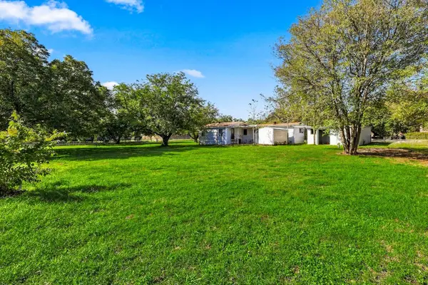 12209 Moonway Lane, Burleson, TX 76028