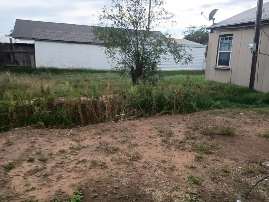 407 Wilson Street, Sudan, TX 79371 - #2