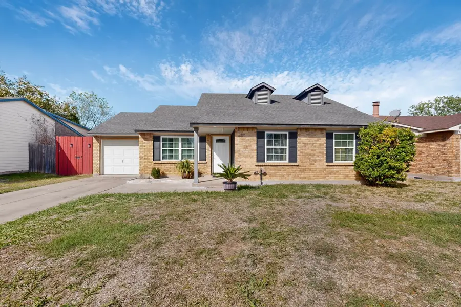 6937 Misty Glen Court, Fort Worth, TX 76120 - #2