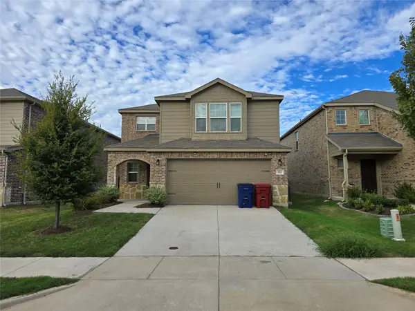 332 Glenwick Lane, Van Alstyne, TX 75495