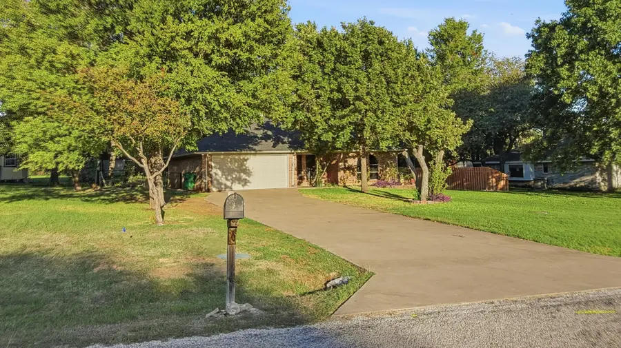 1903 W Spanish Oak Drive, Granbury, TX 76048 - #3
