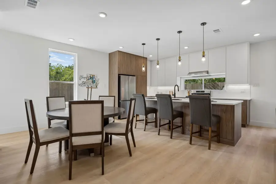 415 N Patton Avenue, Dallas, TX 75203 - #2
