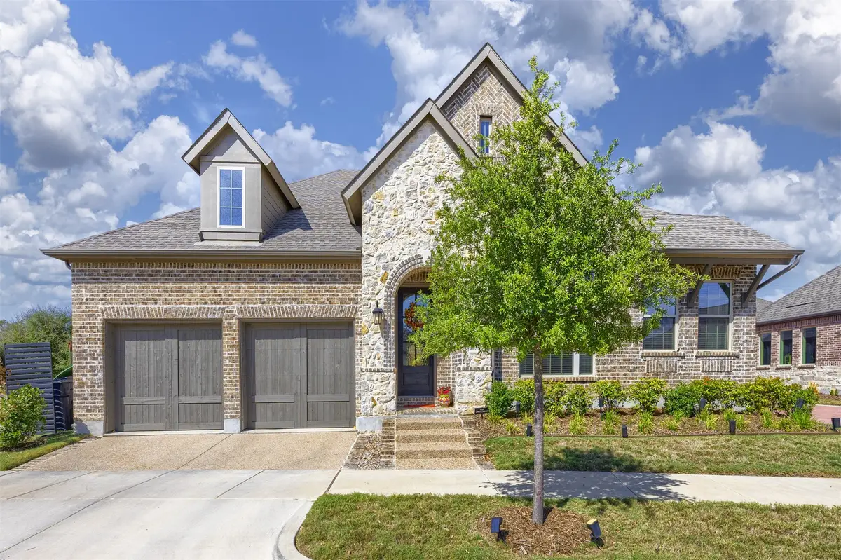 2055 Spotted Fawn Drive, Arlington, TX 76005 - #1