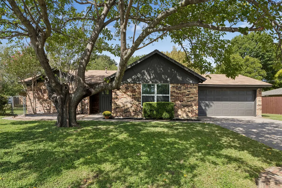 433 Ferenz Avenue, Crowley, TX 76036 - #1