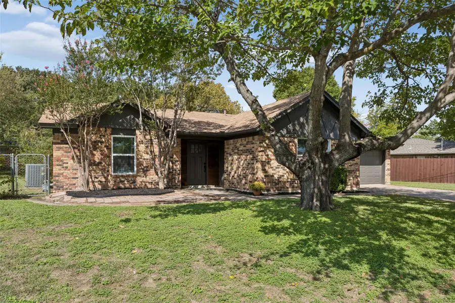 433 Ferenz Avenue, Crowley, TX 76036 - #2