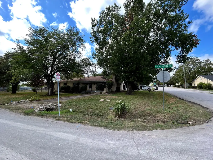 8407 Honeysuckle Lane, Dallas, TX 75241 - #2