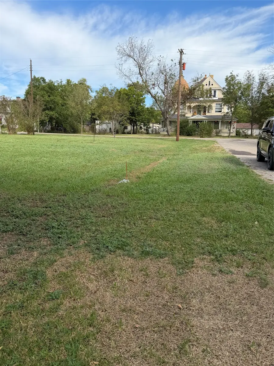 704 Poplar Street, Honey Grove, TX 75446 - #2
