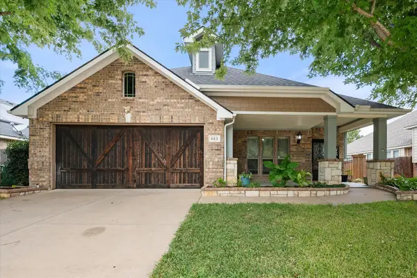 613 Vickie Street, Crowley, TX 76036