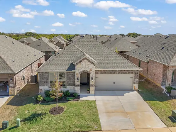 11228 Canyon Oak Street, Aubrey, TX 76227