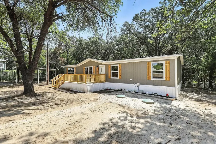 131 Kelly Court, Azle, TX 76020 - #3