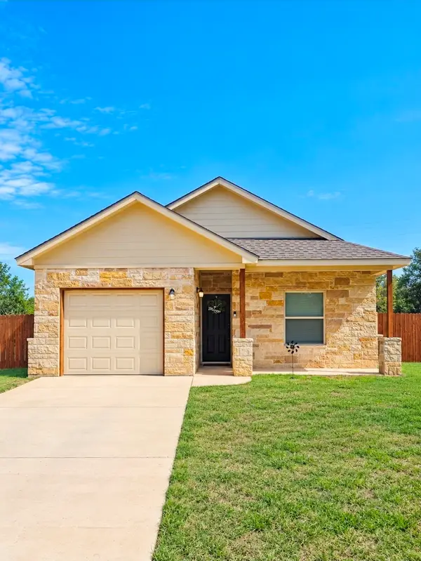 1304 Glenwood Circle, Breckenridge, TX 76424