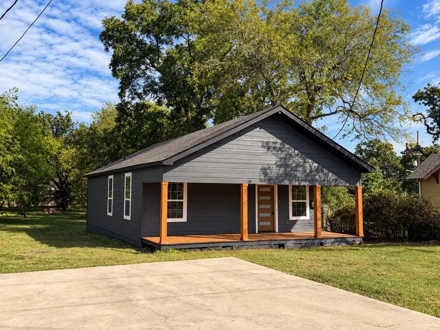 611 Wilson Street, Denton, TX 76205 - #2
