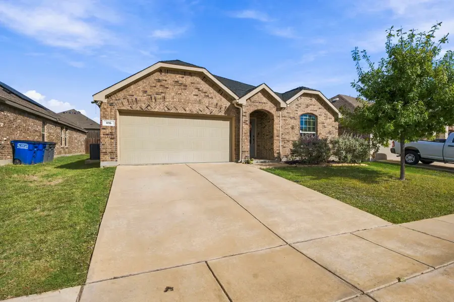 916 Evergreen Street, Princeton, TX 75407 - #2